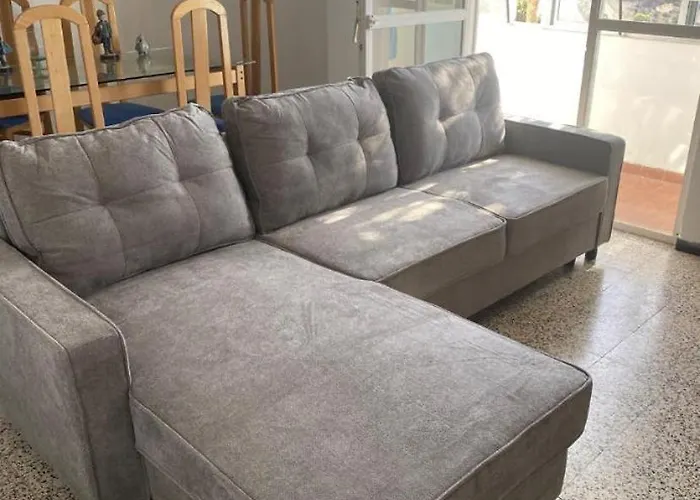 Comfortable And Conveniently Located House